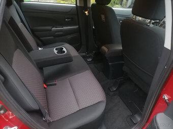 Mitsubishi ASX 1.6i 86kwMivecDiamant68500kmKameraVyhřSedNavi - 10