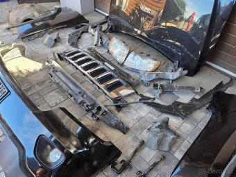 Díly Jeep Grand cherokee WK2 - přední část. - 10