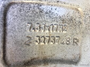 Alu kola 225/45R17 zánovní letní pneu 85%vzorek - 10