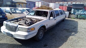 2x Lincoln town car limuzína 4.6 - 10