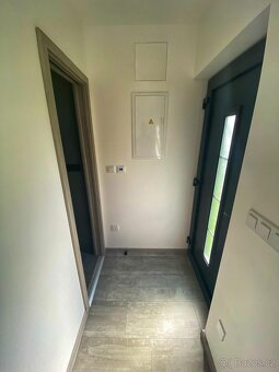 Nový 30 m² moderní domek-plně vybavený, ihned k nastěhování - 10