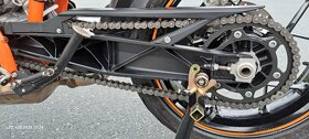 KTM 690 DUKE White ABS - 10