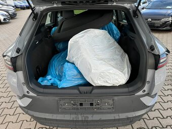 Volkswagen ID.4 Pure 109kw elektro/výhřev/LED/nez.topení - 10