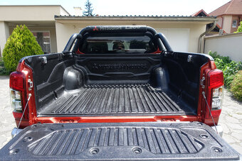 Mitsubishi L200 2.3 DI-D 4WD INTENSE,110kW M6 - ZÁNOVNÝ STAV - 10