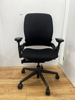Steelcase Leap V2 (Showroommodel) - 10