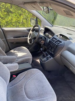 Mitsubishi Space Wagon 2.4i 108kw rok 1999 STK 4/2027 7.míst - 10