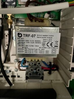 Triton RMA-42-A68 - 19“ stojanový rozvaděč 22U - 10