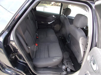 Ford Mondeo kombi 2.0 SCTi ,automat,Titanium,xenony,tažné - 10