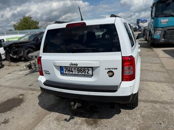 Jeep patriot 2.2CRD 2011 4x4 pojizdne - 10