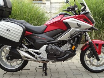HONDA NX750X - 10