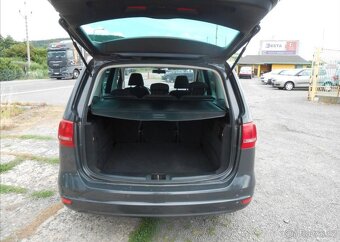 Volkswagen Sharan 1,4 TSI 110 kW Serviska nafta - 10