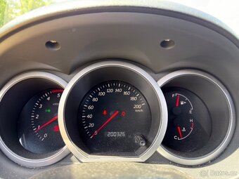 Suzuki Grand Vitara 1.9 DDis - 10