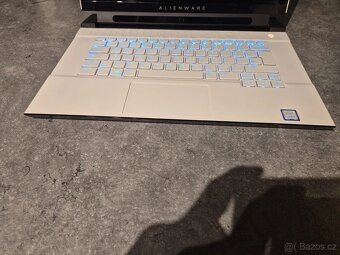 Prodám Dell Alienware m15 R2 (i9-9980HK) - 10