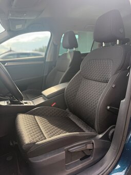 Škoda Superb 3 COMBI 2.0tdi 110kw DSG LED 1.MAJ VELKÝ SERVIS - 10