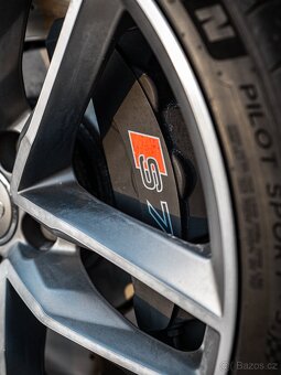 AUDI S7 Performance QUATTRO 405kw  v8 a 550 Ps - 10