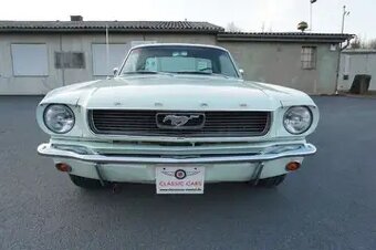 Ford Mustang GT STYLE V8 - 10