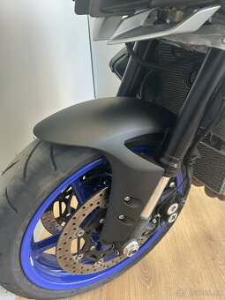 Yamaha MT-10 - 10