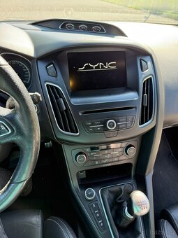 Ford Focus 2,0 TDCI ST 136kW RECARO - 10