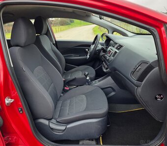 Kia Rio 1.2 16V 51KW/70 koní R.V.10/2011 - 10
