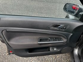 ŠKODA SUPERB 2,0 TDI CLASSIC - PO SERVISE - 10