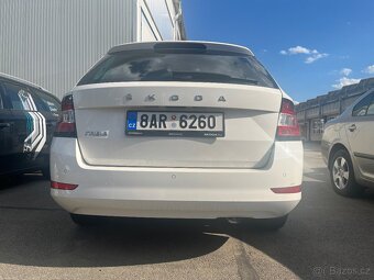 Nabouraná Škoda fabia combi 2021 - 10