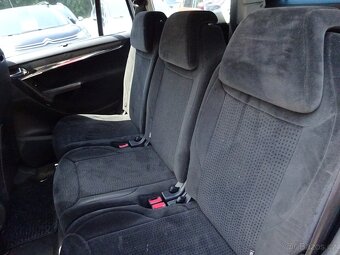 Citroën C4 Picasso 2,0 i, 7 míst, automat - 10