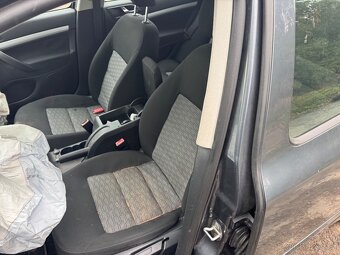 Prodám náhradní díly Škoda Octavia 2 - 10