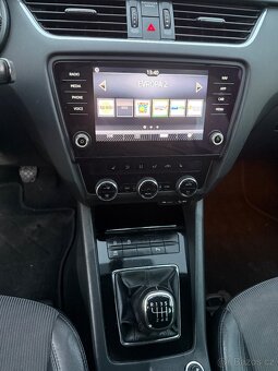 Octavia 3 1.4 tsi 110 kW style - 10