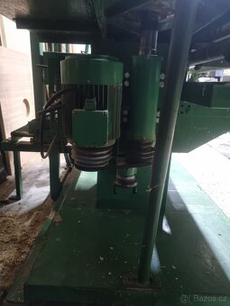 Kombinovaný stroj Dlabačka + Spodní frézka - 10