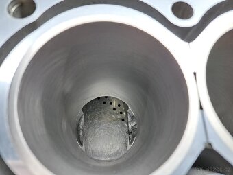 Volvo Ford motor 2.5T a T5 B5244T2,T3 a T4,T5 - 10