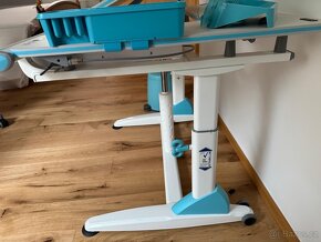 Rostoucí stůl a židle+kontejner(plus nastavit pc stůl ikea) - 10