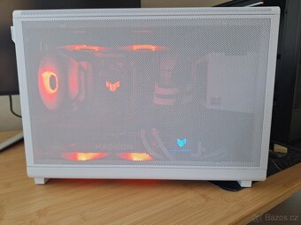Kompaktní MAtx pc s RX 7800 XT - 10