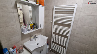 OV 2+1, po rekonstr., zděný, 1.NP/3 ,54 m2, k pronájmu - 10