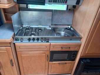 Karavan Hobby 560 Exclusive 24 - 10