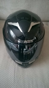 Prodám helmu SHARK, vel. M - 10