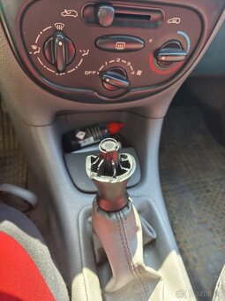 Peugeot 206 1.1 - 10