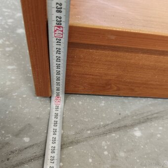 Sběratelská skříň, výstavní vitrína skleněné poličky - 10