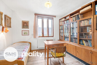 Samostatný rodinný dům, 9+2, pozemek 1352 m2, vodní nádrž Se - 10