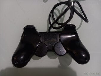 PlayStation 2 + příslušenství - 10