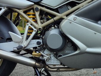 Ducati ST2 - 10