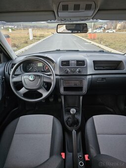 Škoda Fabia 2 1.2 HTP 2011 + tažné - 10