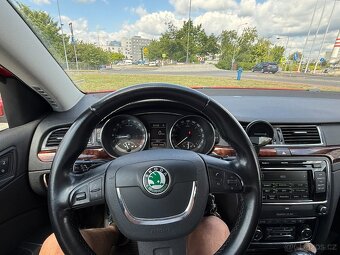 Škoda Superb II 2.0 TDI CR Elegance 125 kW DSG - 10