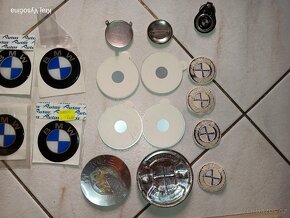 BMW E30 - filtrbox, hadice, znaky, střešní lišta - 6 vál - 10