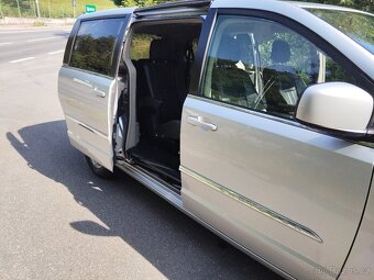 Chrysler grand Voyager 2012 - 10
