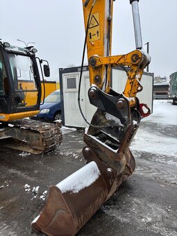 Pásové rypadlo JCB 145LC, skladem , 14,2t - 10