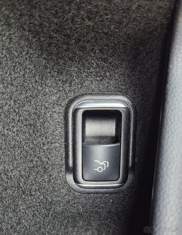 MB CLS 1.MAJITEL AMG PAKET ALU 19´´ NAVI FULL LED 4MATIC - 10