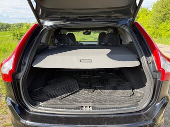 Volvo XC60 D4 Summum, 2016, 140 kW, 138 151 km - 10