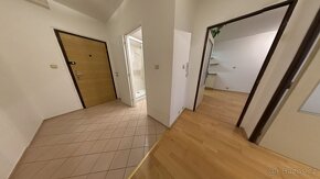 Propojené byty 5+kk (127 m²) před rekonstrukcí Praha Chodov - 10