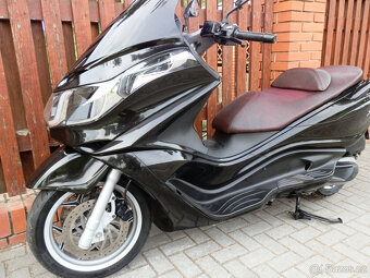 Piaggio X10 350 - 10