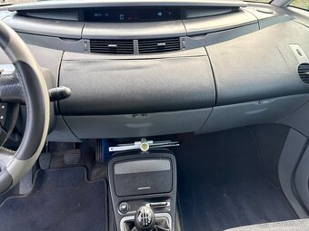 Renault Espace 2.0 dCi127KW - 10